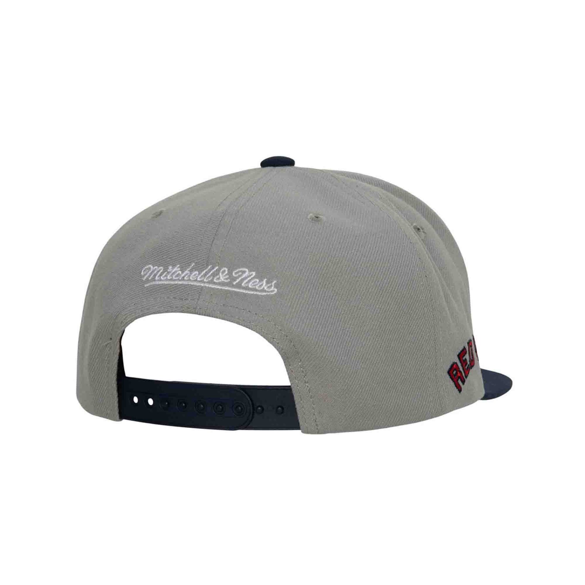 Mitchell & Ness Boston Red Sox White Coop Evergreen Snapback Hat