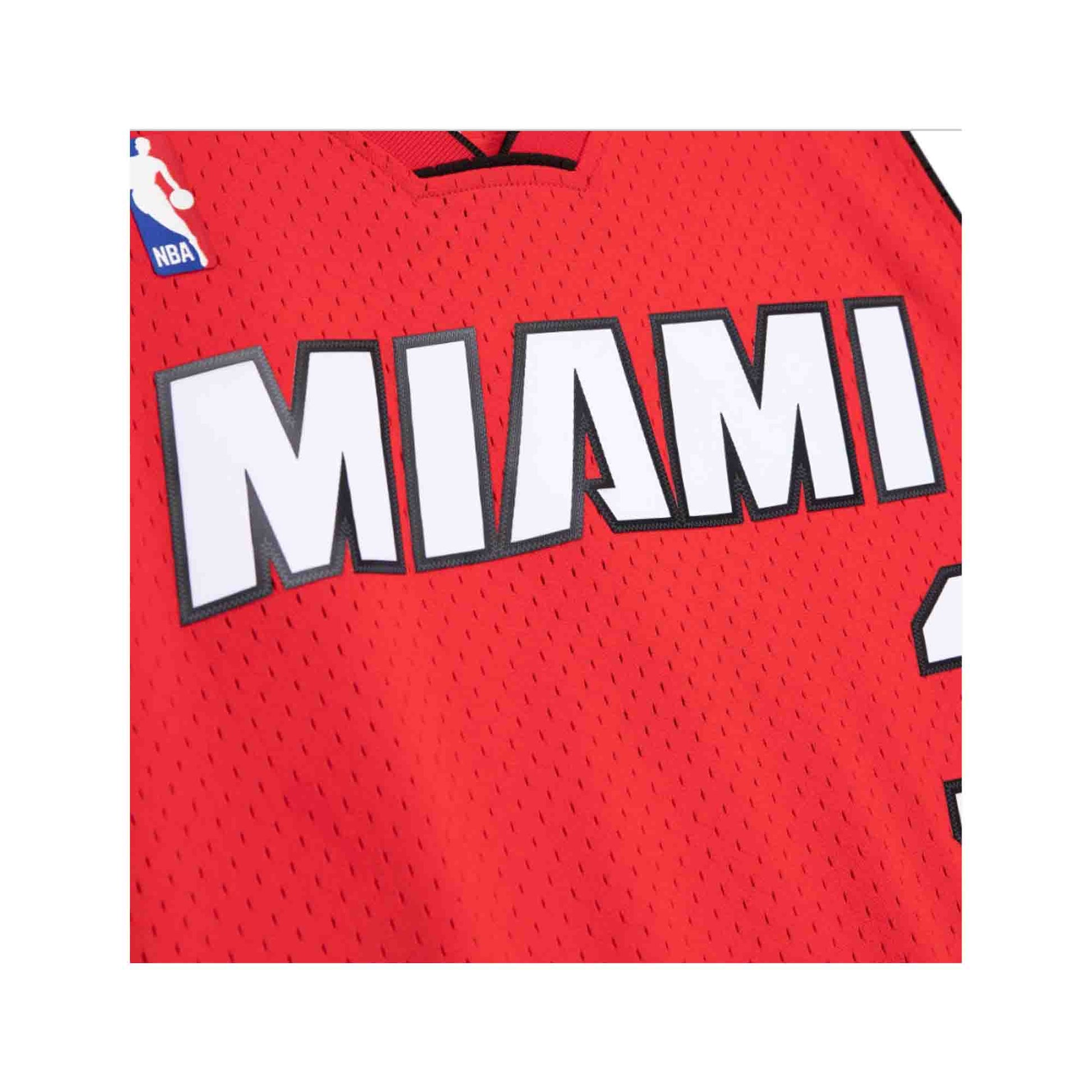 Mitchell & Ness Mens Miami Heat NBA 2005-06 Shaquille O'Neal Swingman Jersey, Black / XL