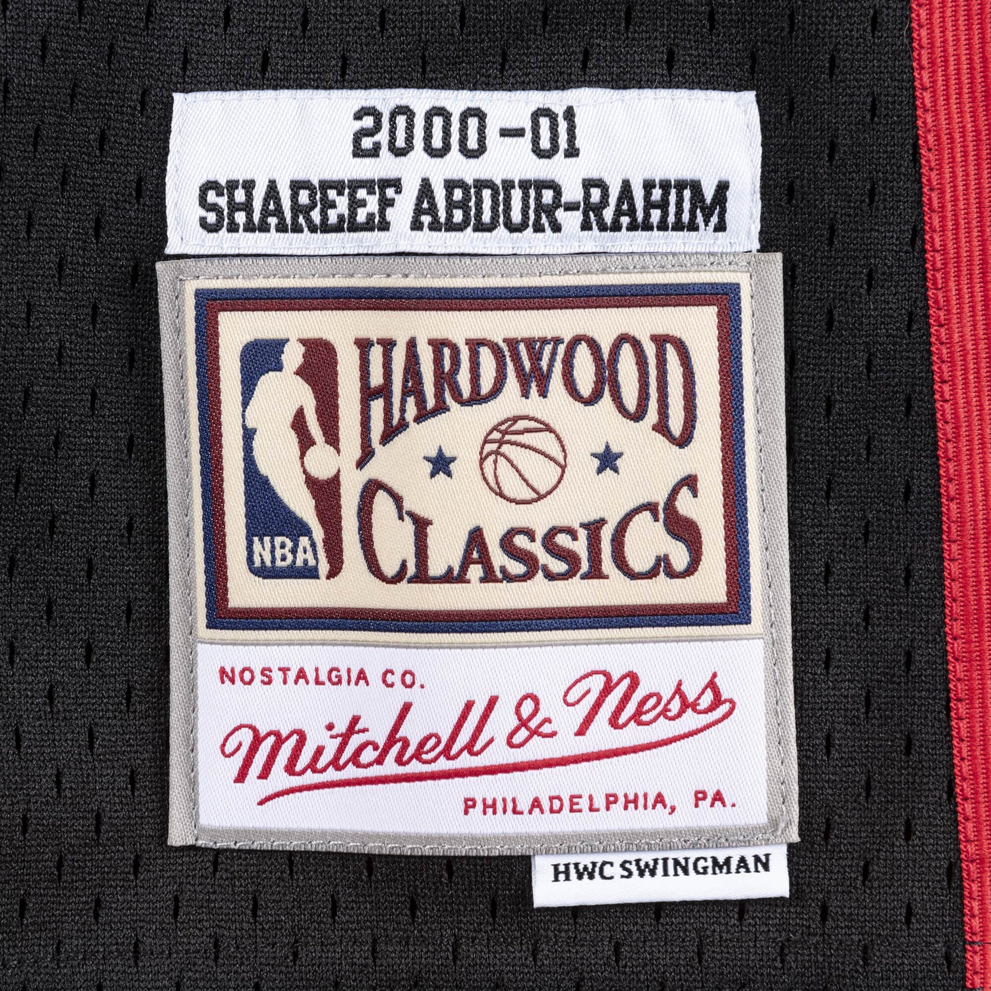Mitchell & Ness Men's 1996 Memphis Grizzlies Shareef Abdur-Rahim #3 White Hardwood Classics Swingman Jersey, Large
